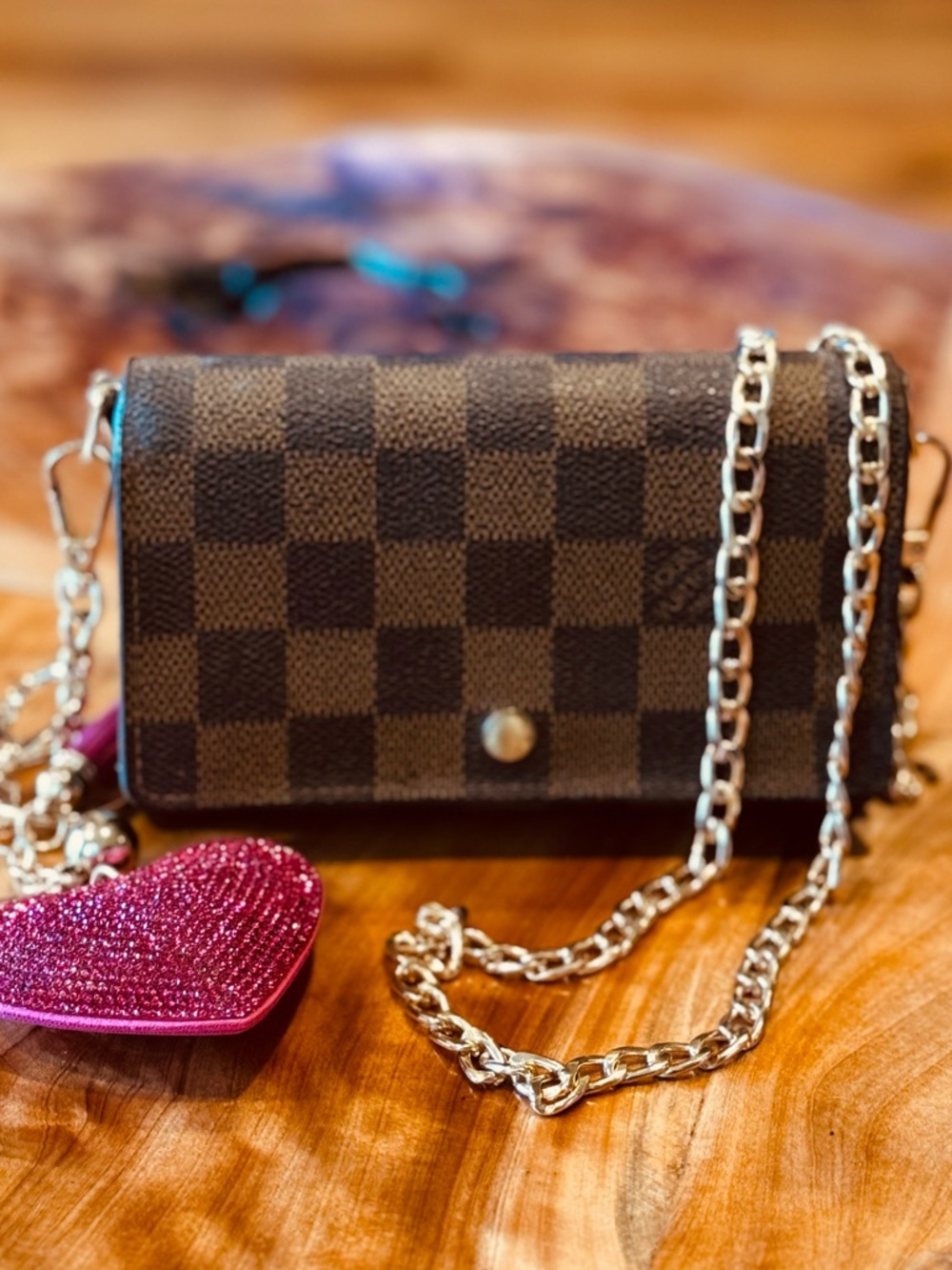 Damier Ebene Porte-Monnaie
Billets Trésor Wallet converted vintage